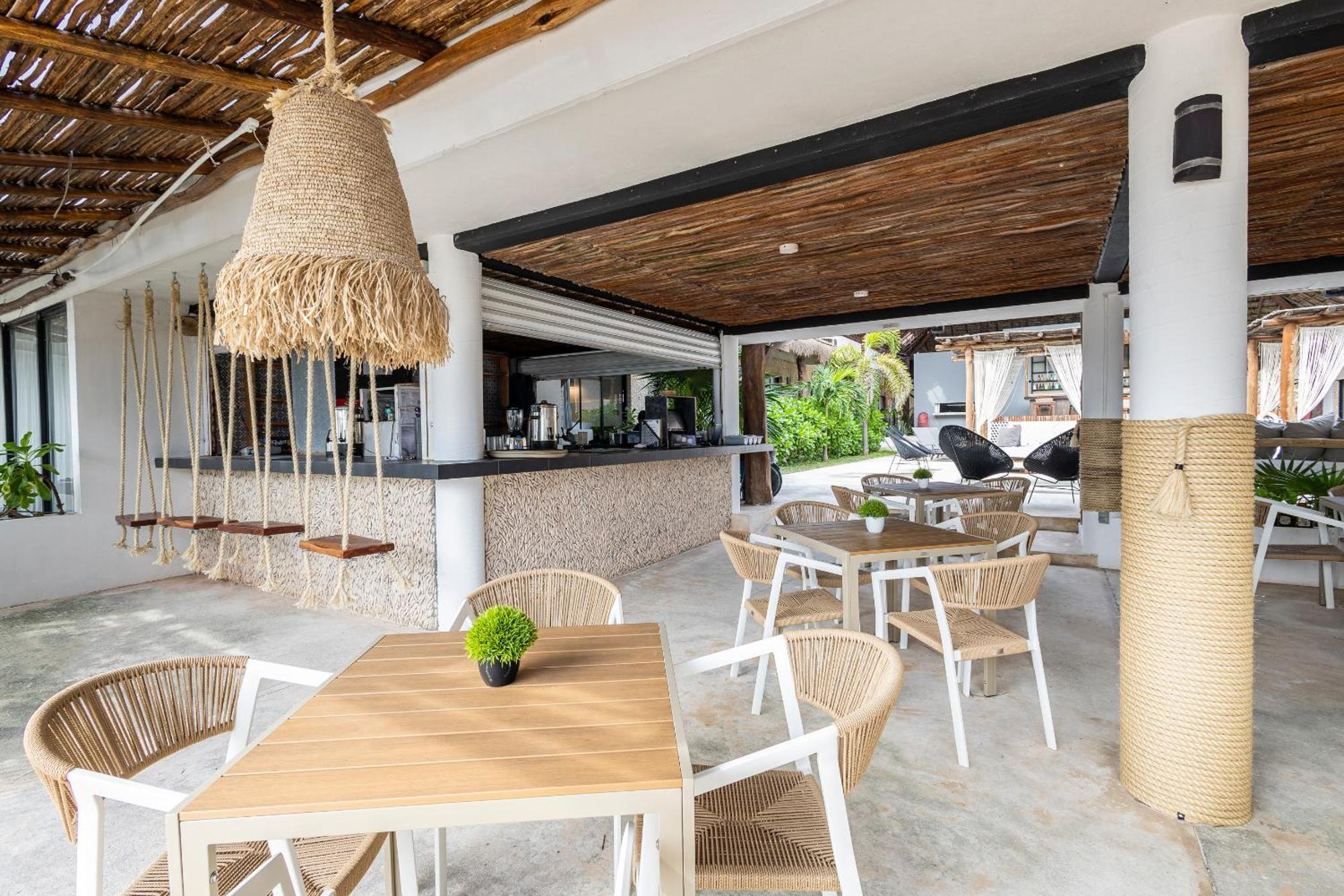Areia Playa Del Carmen - Beach Front Hotel Екстериор снимка