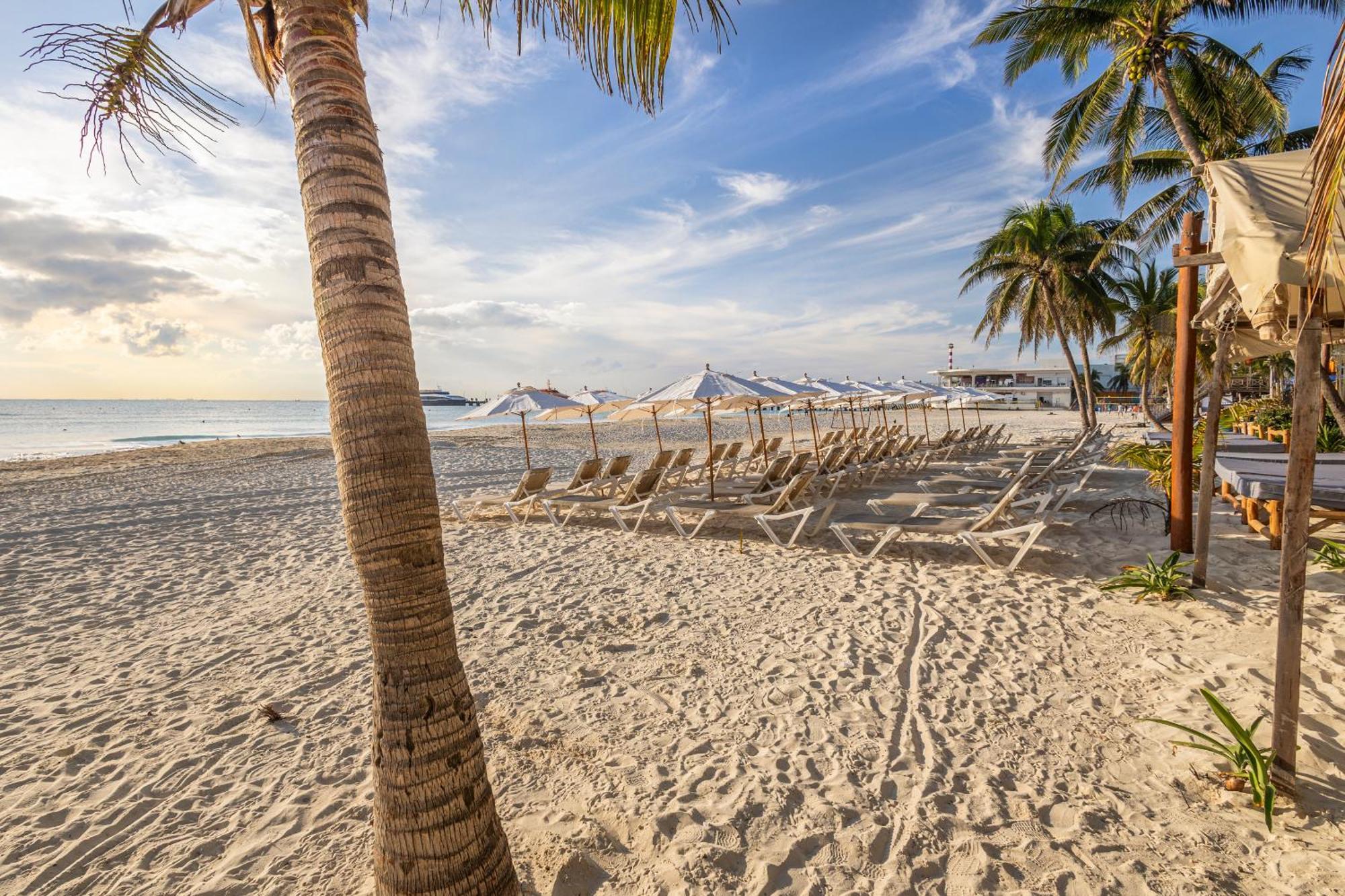 Areia Playa Del Carmen - Beach Front Hotel Екстериор снимка